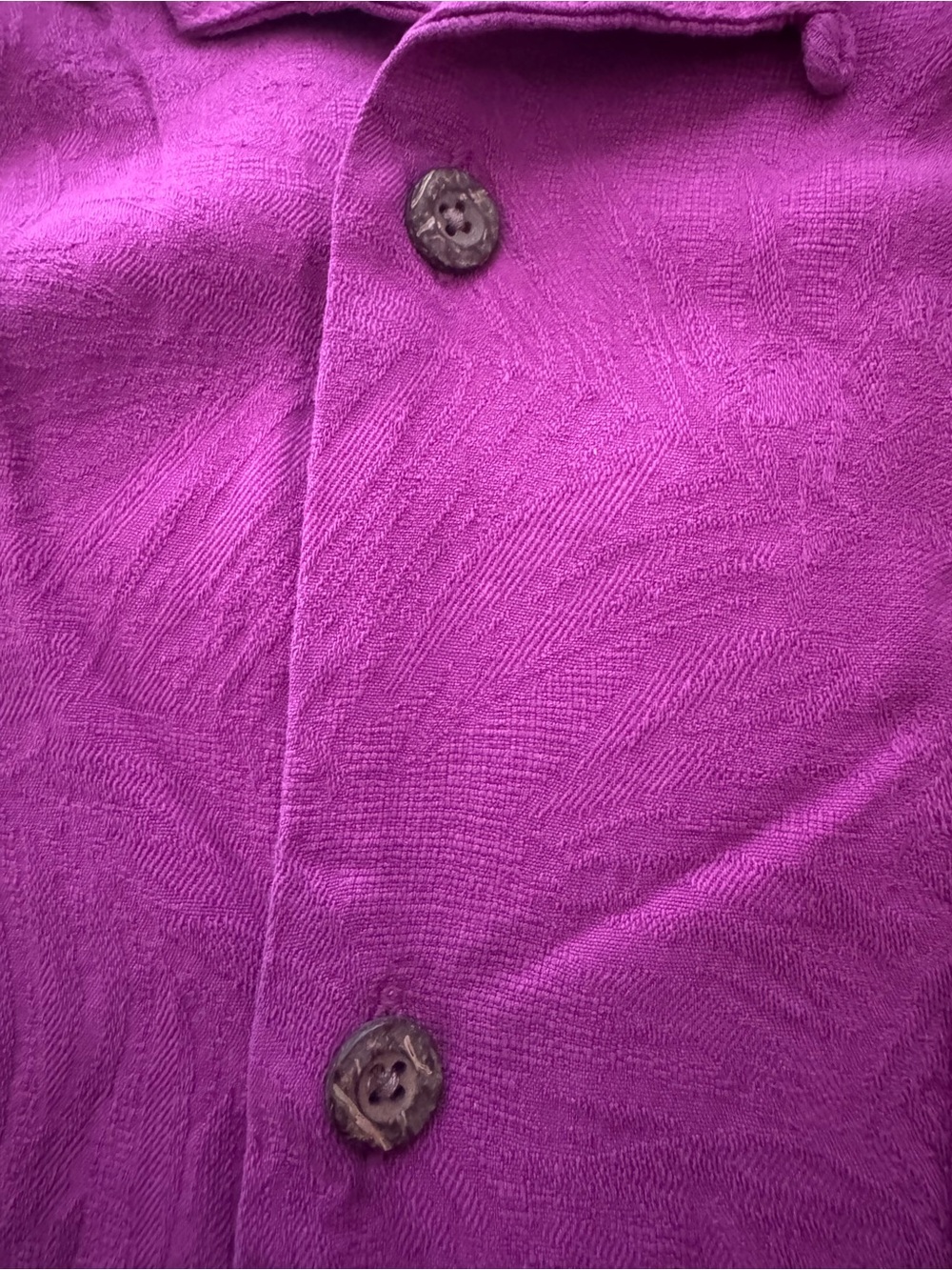 Tommy Bahama Short-Sleeve Button-Down Silk Shirt in Magenta Size XL - Picture 6 of 9